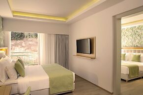 Zeus Dolce by Wyndham Athens