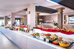 Corissia Beach Hotel