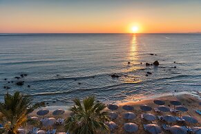 Corissia Beach Hotel