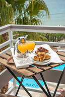 The Grove Seaside Hotel