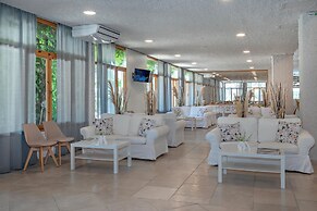 The Grove Seaside Hotel