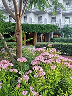 The Grove Seaside Hotel