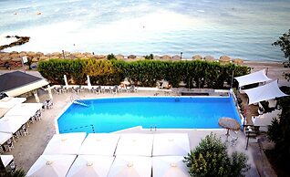 The Grove Seaside Hotel