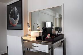 Night Hotel Bangkok - Sukhumvit 15