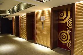 Ramada Plaza by Wyndham Bangkok Menam Riverside