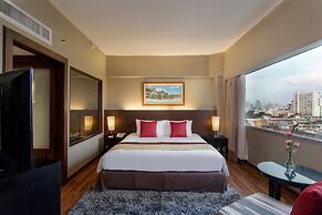 Ramada Plaza by Wyndham Bangkok Menam Riverside