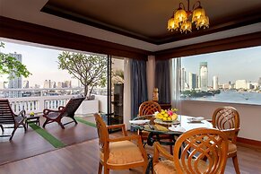Ramada Plaza by Wyndham Bangkok Menam Riverside