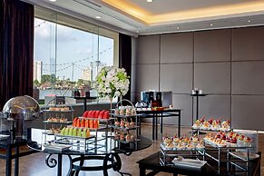 Ramada Plaza by Wyndham Bangkok Menam Riverside