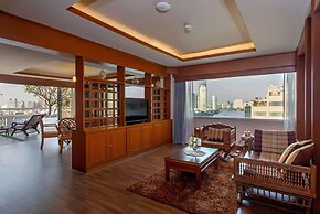 Ramada Plaza by Wyndham Bangkok Menam Riverside