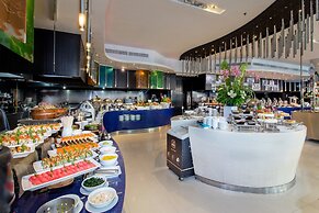 Ramada Plaza by Wyndham Bangkok Menam Riverside