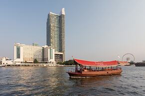 Ramada Plaza by Wyndham Bangkok Menam Riverside