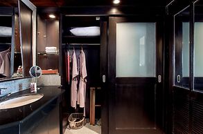 Ramada Plaza by Wyndham Bangkok Menam Riverside