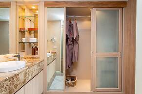 Ramada Plaza by Wyndham Bangkok Menam Riverside