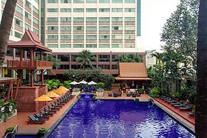 Ramada Plaza by Wyndham Bangkok Menam Riverside