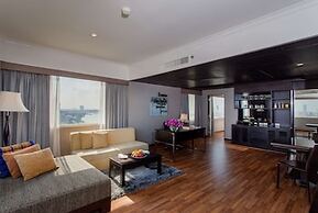Ramada Plaza by Wyndham Bangkok Menam Riverside