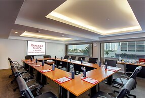 Ramada Plaza by Wyndham Bangkok Menam Riverside