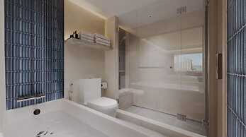 Ramada Plaza by Wyndham Bangkok Menam Riverside