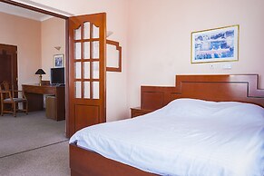 Hotel Dnipro