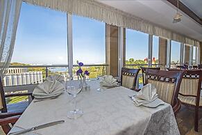 Hotel Dnipro