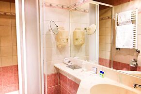 Hotel Dnipro