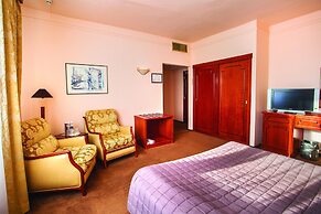 Hotel Dnipro
