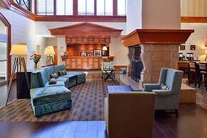 Hampton Inn & Suites By Hilton Calgary- University Northwest