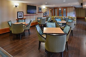 Hampton Inn & Suites By Hilton Calgary- University Northwest