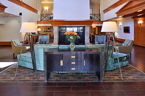 Hampton Inn & Suites By Hilton Calgary- University Northwest