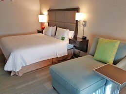 Hampton Inn & Suites By Hilton Calgary- University Northwest