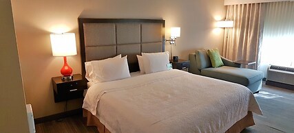 Hampton Inn & Suites By Hilton Calgary- University Northwest