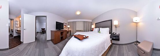 Hampton Inn & Suites By Hilton Calgary- University Northwest