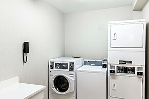 Hampton Inn & Suites Charleston/West Ashley