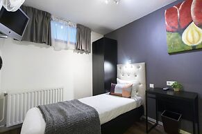 Quentin England Hotel