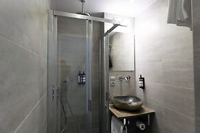 Quentin England Hotel