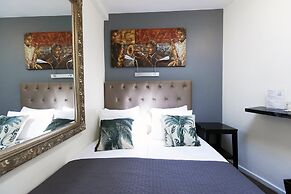 Quentin England Hotel