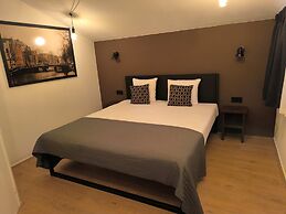 Quentin Museum Square Hotel
