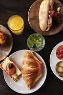 Quentin England Hotel