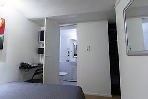 Quentin England Hotel