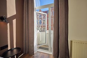 Quentin Museum Square Hotel