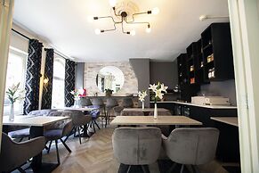 Quentin England Hotel