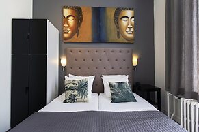 Quentin England Hotel