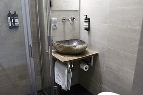 Quentin England Hotel