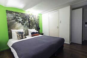 Quentin England Hotel