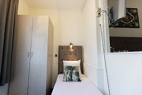 Quentin England Hotel