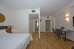Aparthotel Atenea Valles