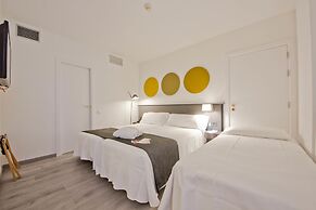 Aparthotel Atenea Valles