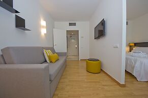 Aparthotel Atenea Valles