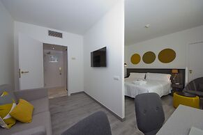 Aparthotel Atenea Valles