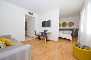 Aparthotel Atenea Valles