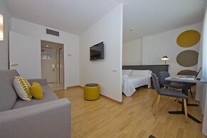 Aparthotel Atenea Valles